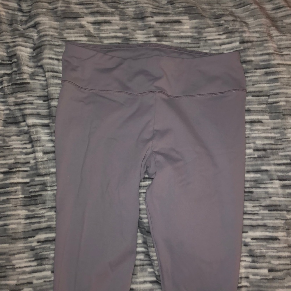 Danskin purple leggings